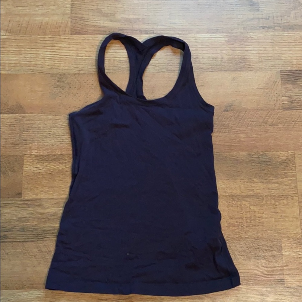 Lululemon tank